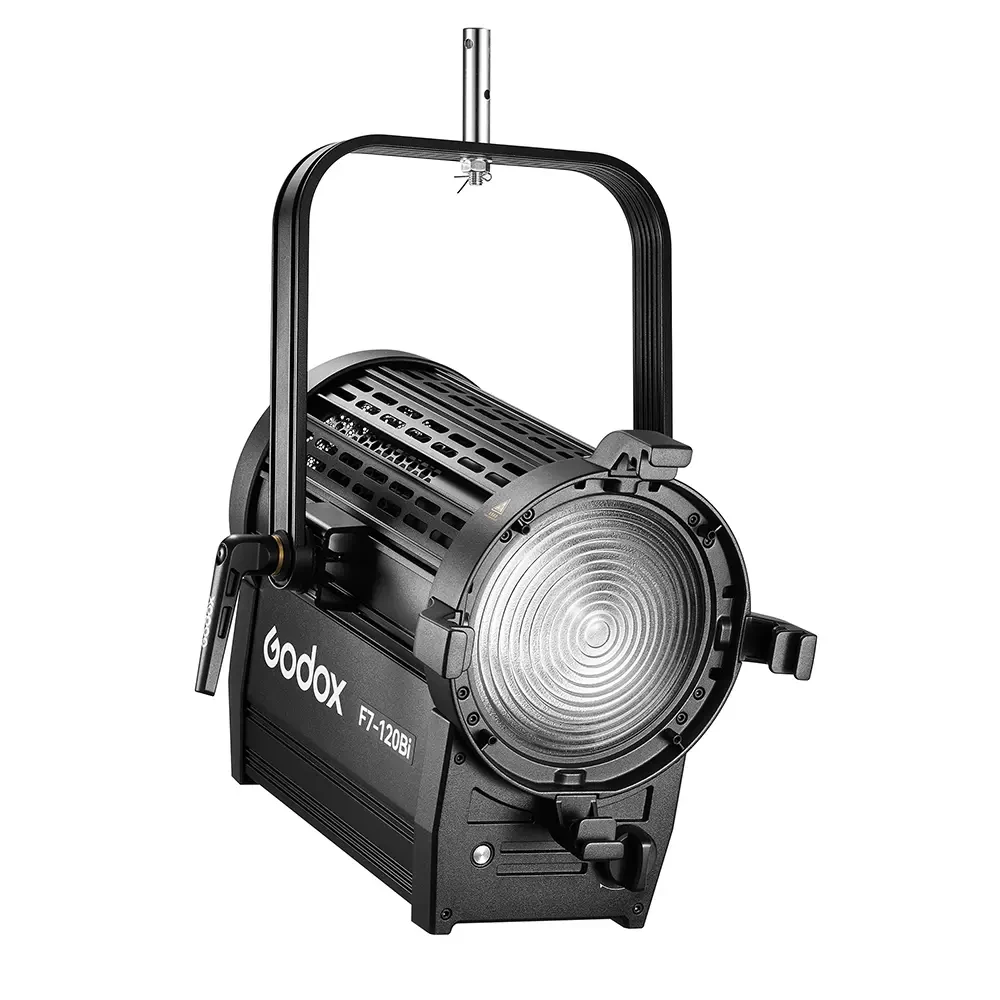 Осветитель светодиодный Godox F7-120Bi K2 с линзой Френеля фото-7