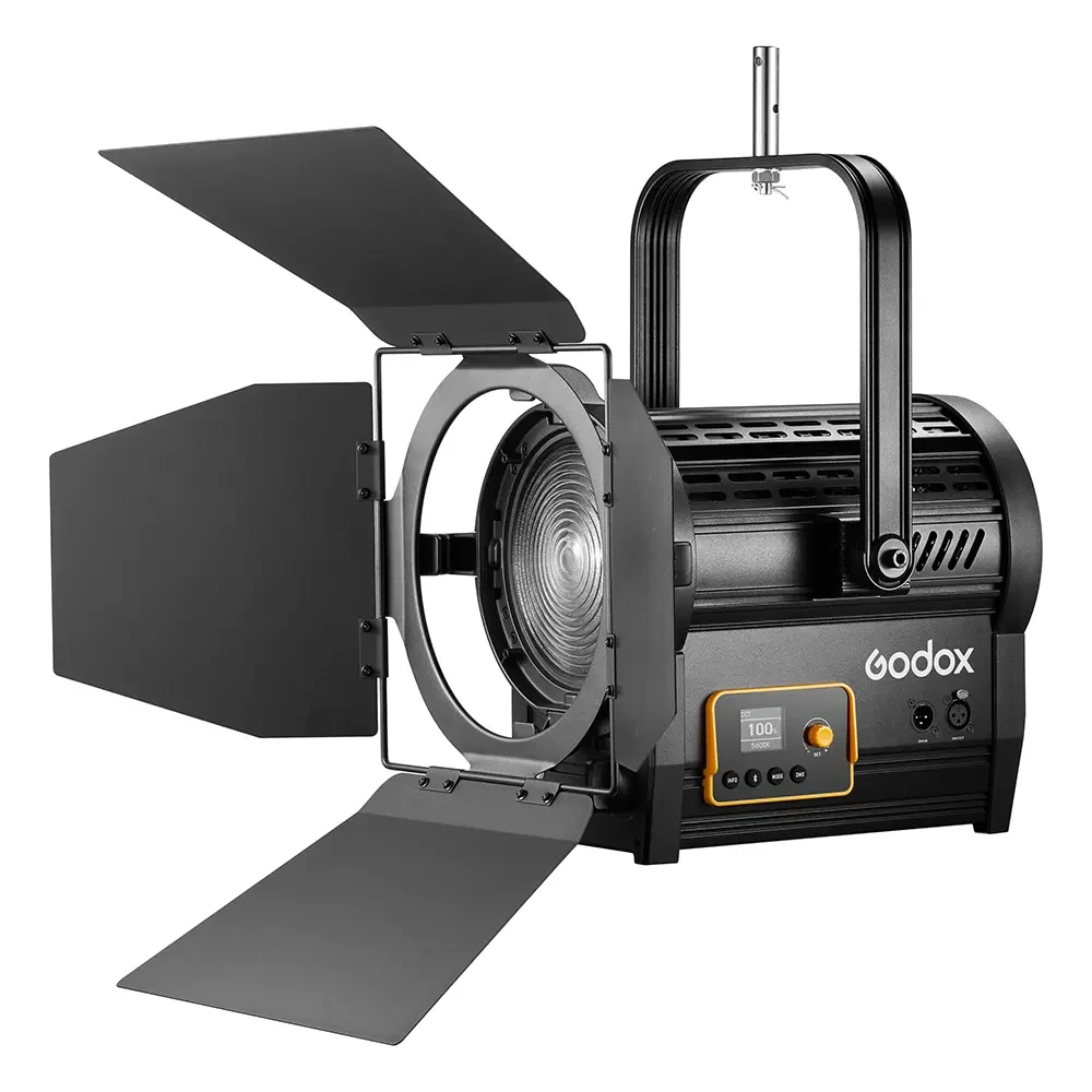 Осветитель светодиодный Godox F7-120Bi K2 с линзой Френеля фото-5