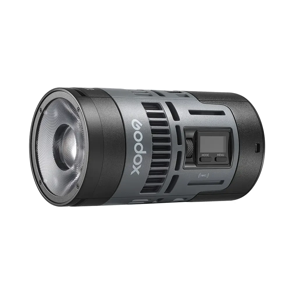 Осветитель светодиодный Godox RS60R