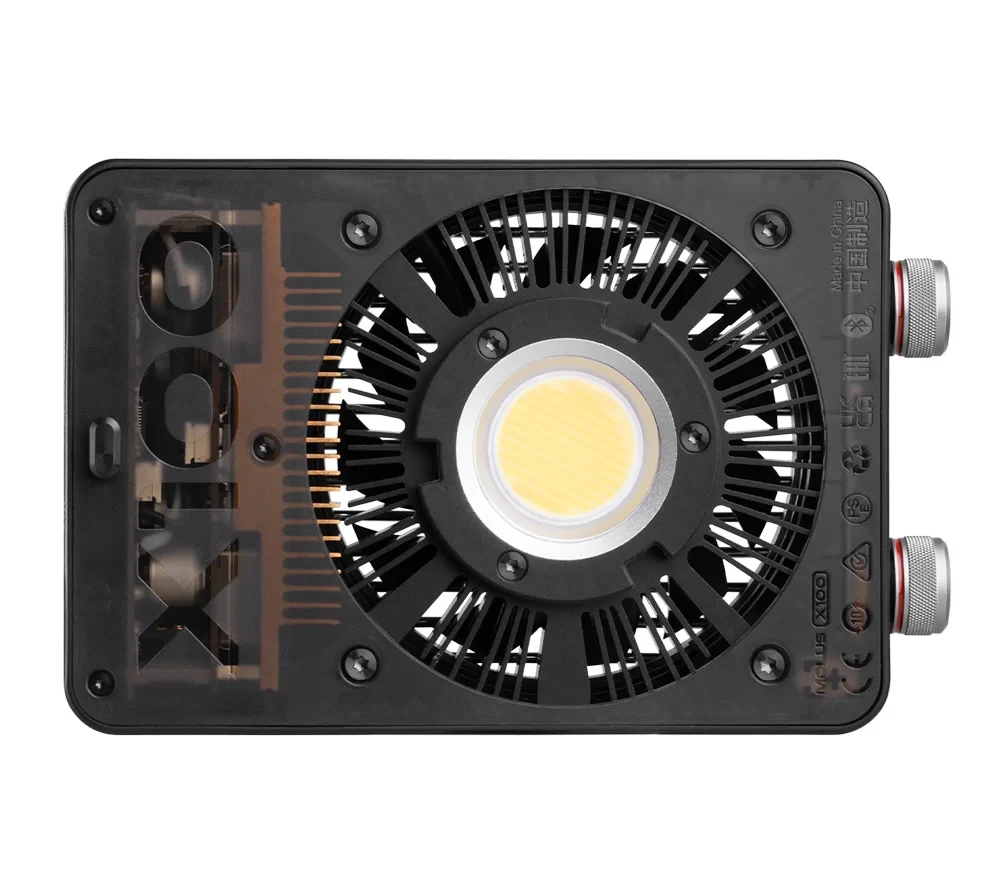 Осветитель Zhiyun MOLUS X100 (PL105) фото-3