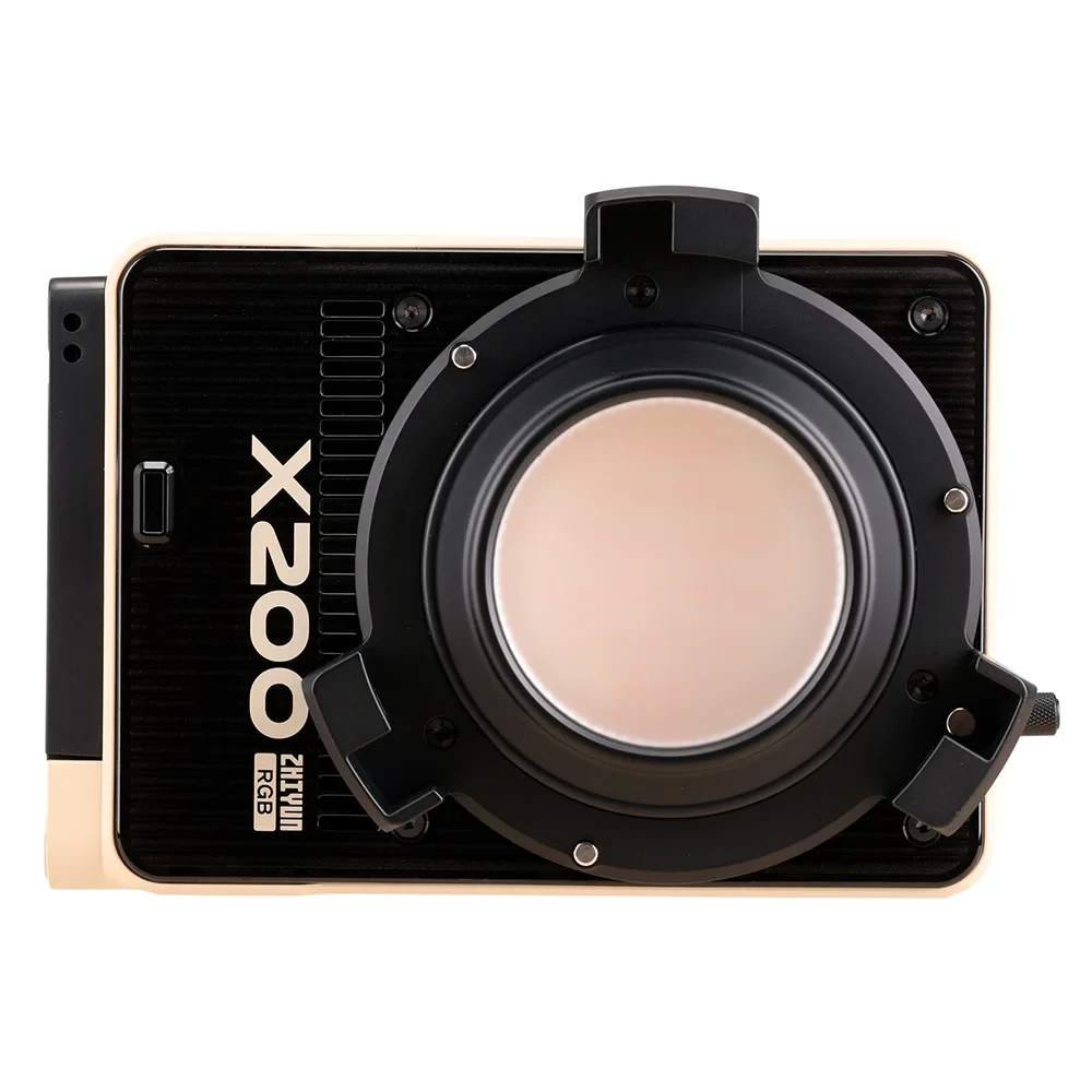 Осветитель Zhiyun MOLUS X200RGB COB Light Standart фото-4