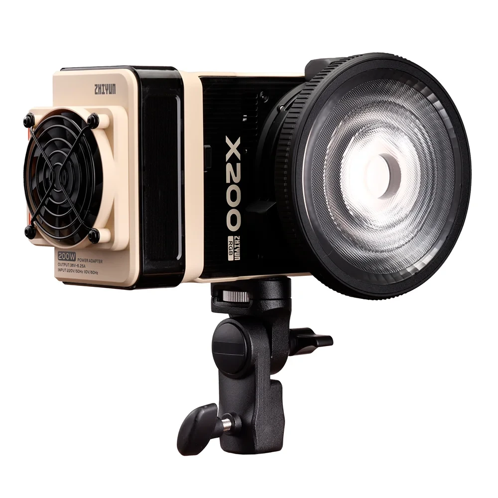 Осветитель Zhiyun MOLUS X200RGB COB Light Standart
