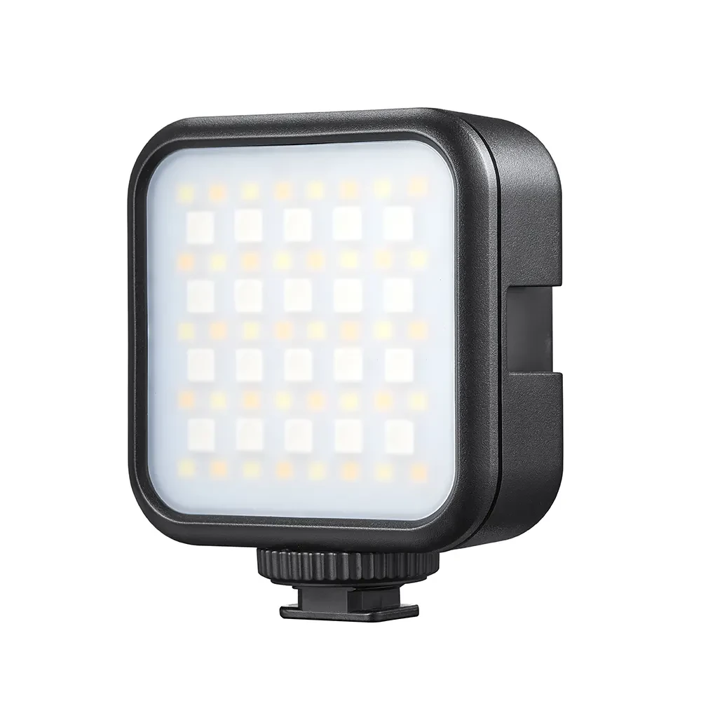 Осветитель светодиодный Godox LITEMONS LED6R RGB накамерный - фото1 Осветитель светодиодный Godox LITEMONS LED6R RGB накамерный - фото1