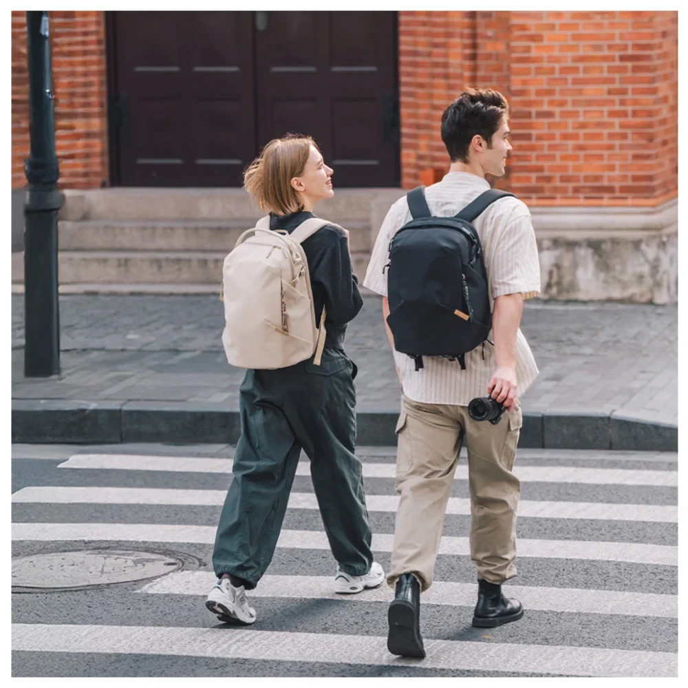 Рюкзак PGYTECH OneGo Lite Backpack 16L, цвет: Matte Black фото-4