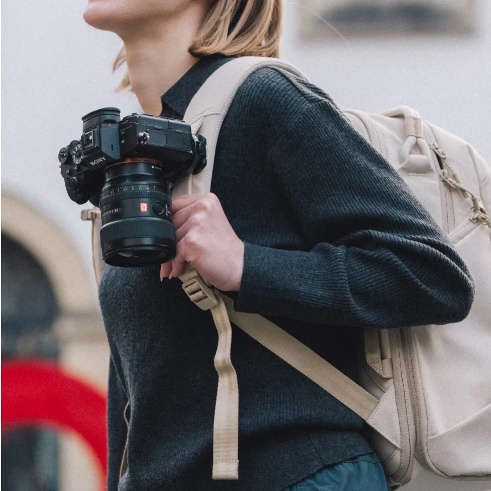 Рюкзак PGYTECH OneGo Lite Backpack 16L, цвет: Cream фото-10 Рюкзак PGYTECH OneGo Lite Backpack 16L, цвет: Cream фото-10