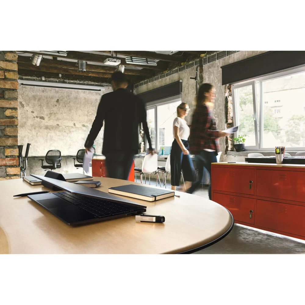 Флеш-накопитель SanDisk Extreme GO 128GB, USB 3.2 Gen1, R/W 395/180 МБ/с фото-9 Флеш-накопитель SanDisk Extreme GO 128GB, USB 3.2 Gen1, R/W 395/180 МБ/с фото-9