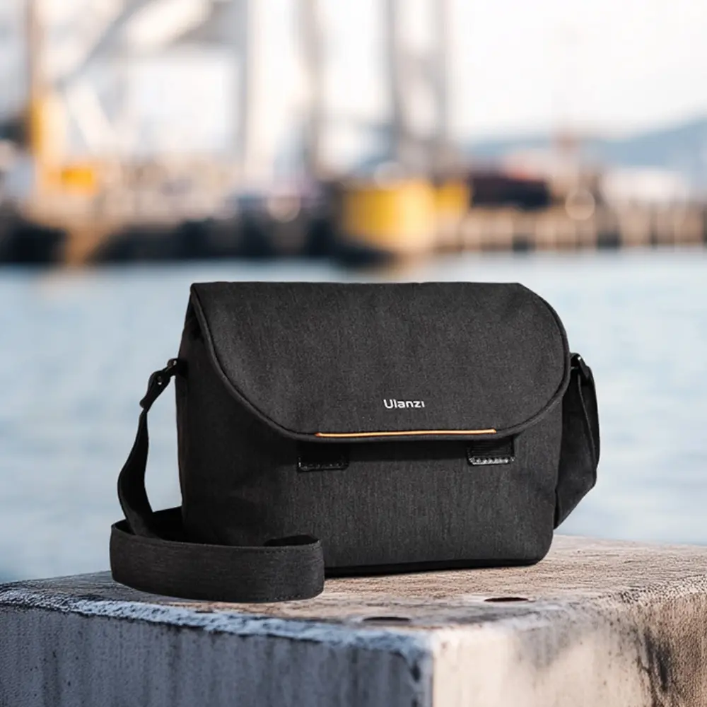 Сумка Ulanzi F02 Lightweight Shoulder Bag, черная фото-4