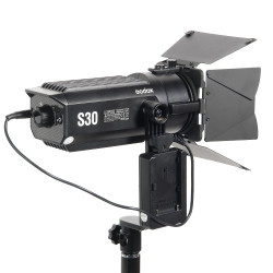 Осветитель светодиодный Godox S30 фокусируемый (27542)- фото3